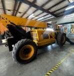 Telehandler tire service